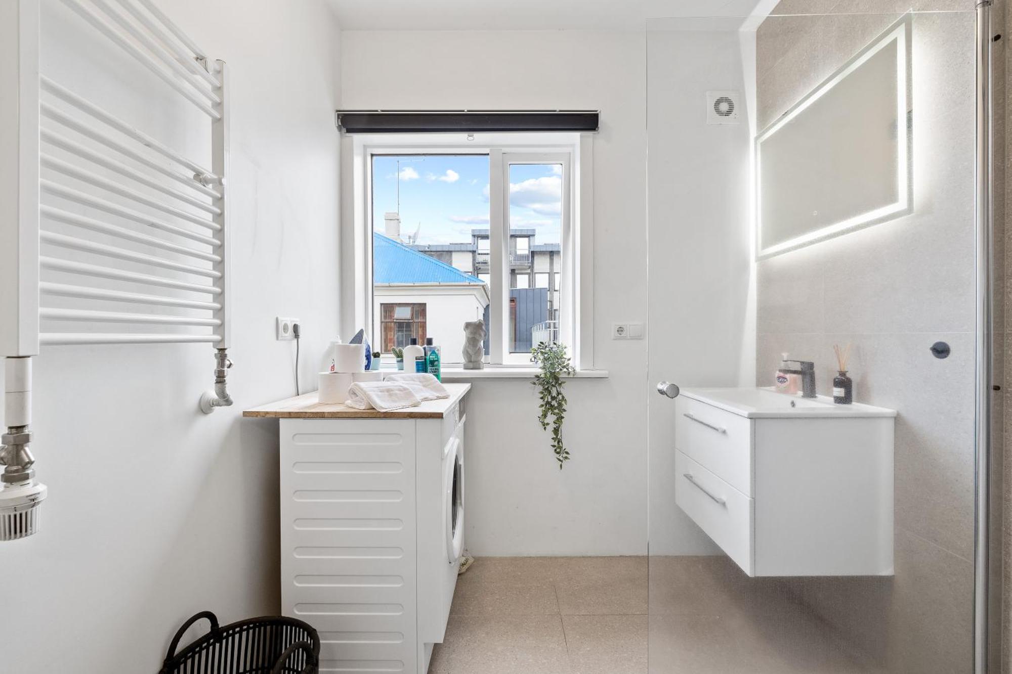 Lokastigur Charming And Inviting Apartment Reykjavík Exterior foto