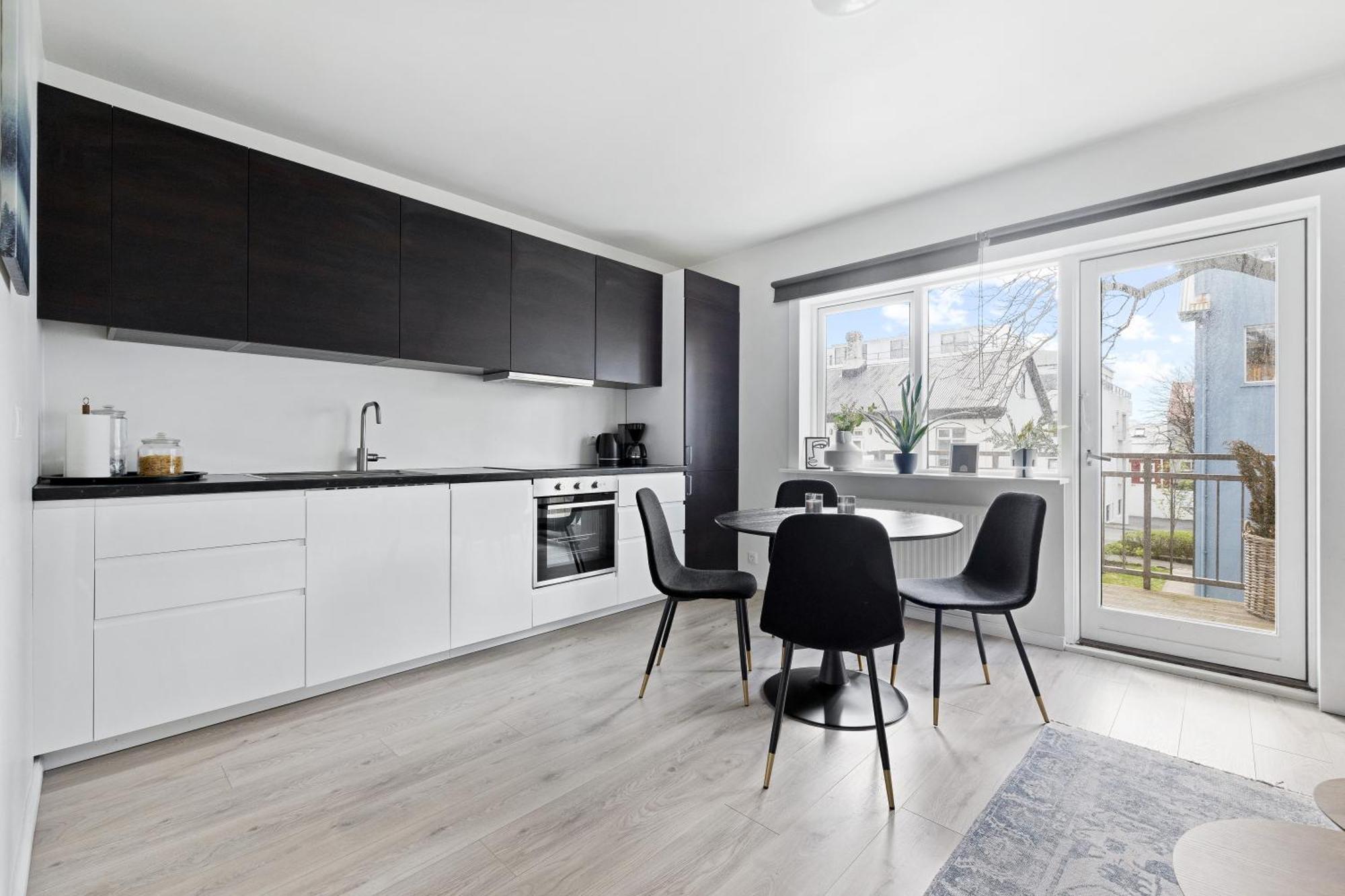 Lokastigur Charming And Inviting Apartment Reykjavík Exterior foto